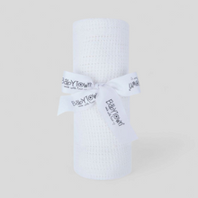 Load image into Gallery viewer, White cotton cellular baby blanket – soft breathable newborn essential