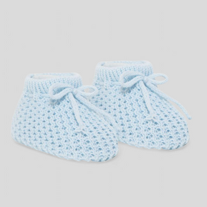 Sky blue baby booties for newborn boys – soft and breathable baby gift shoes