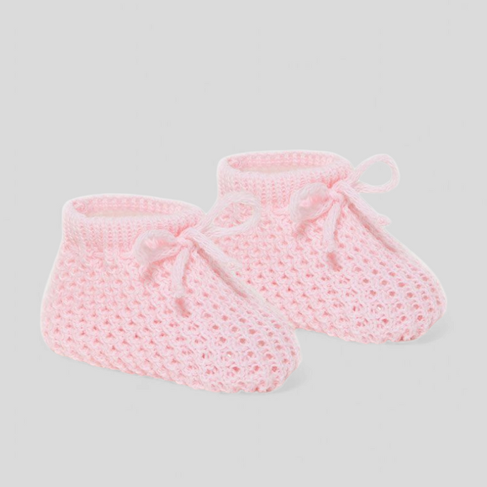 Pink baby booties for newborn girl – soft, cosy gift idea from Ema and Boo