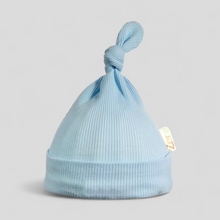 Load image into Gallery viewer, Light blue baby hat with a knot  - ribbed baby hat
