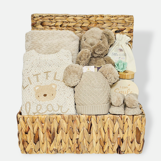 Neutral newborn baby gift hamper by Ema and Boo