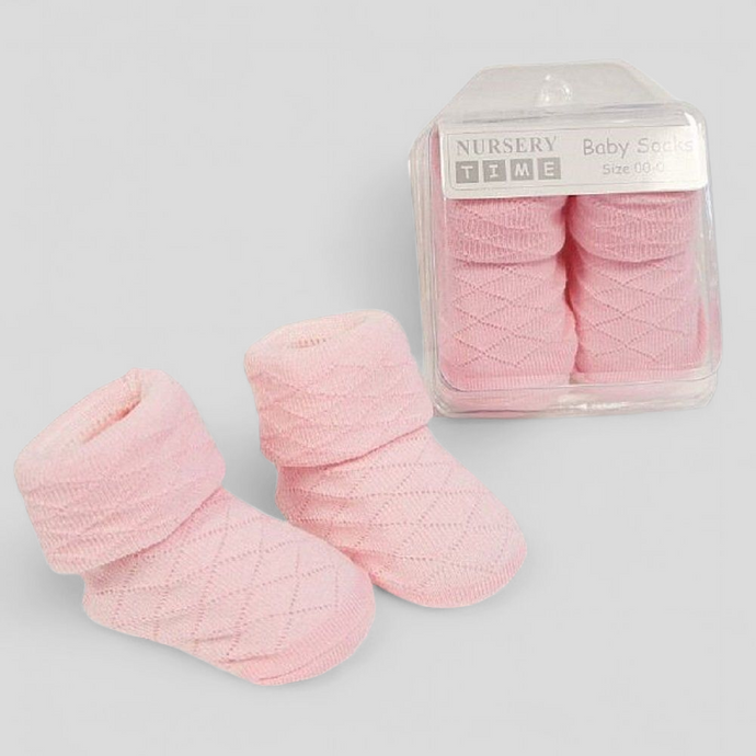 Pink newborn baby socks with diamond design in gift box