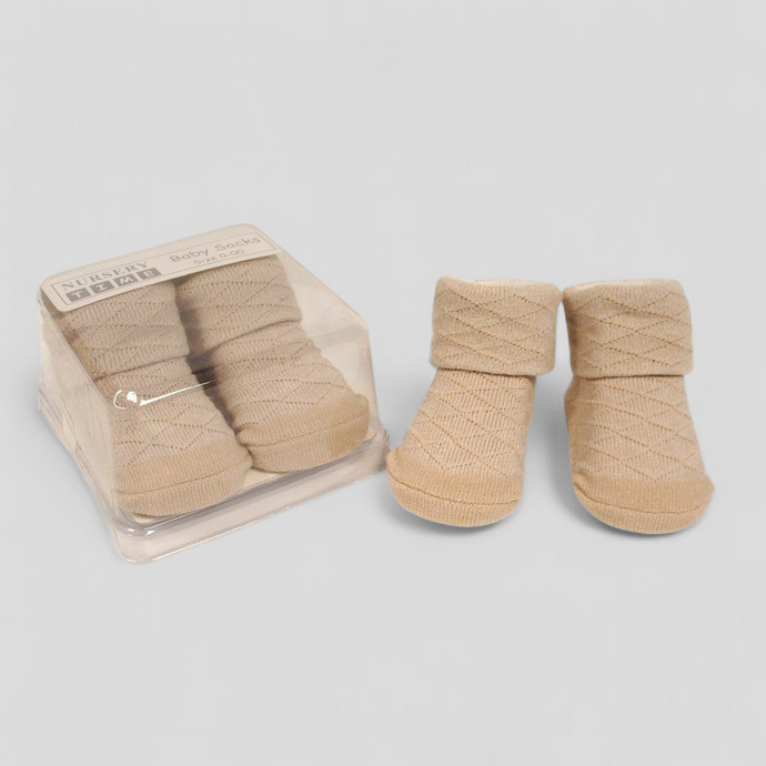 Taupe newborn baby socks with diamond design in gift box