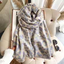Load image into Gallery viewer, Leopard Print Reversible Scarf
