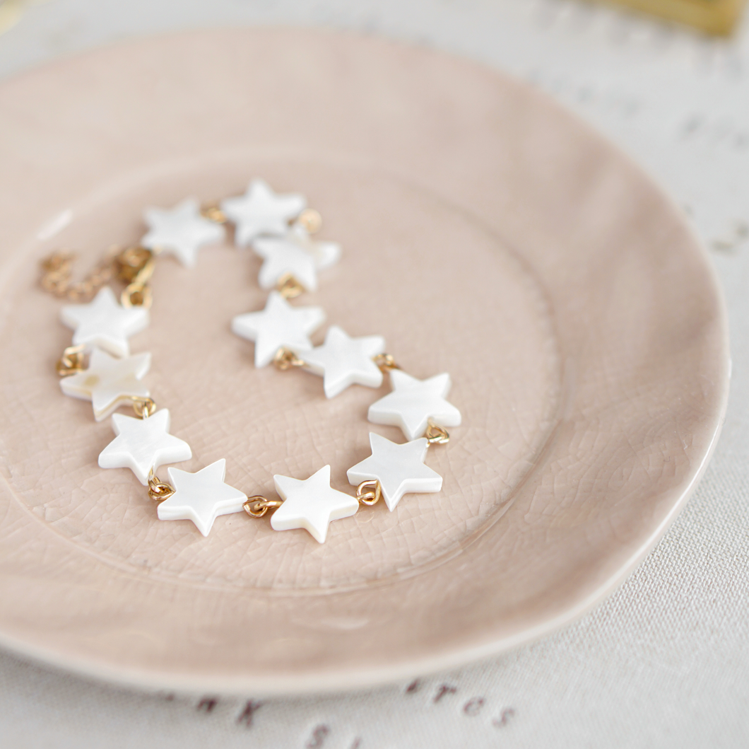 Gold Tone Mother of Pearl Star Bracelet